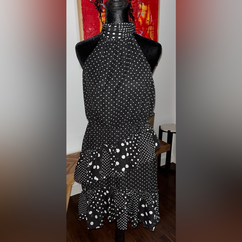 Betsy Johnson tier dk navy polka dot halter above knee dress elastic waist.